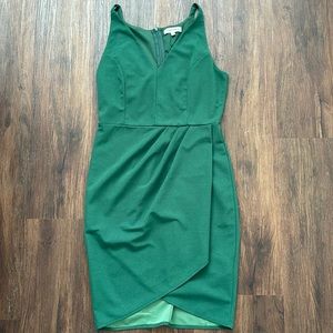 Manydress - V-Neck Sheathed Midi Dress